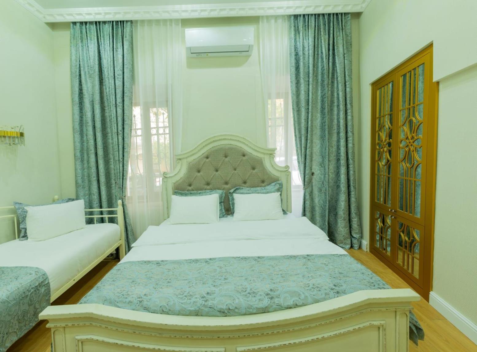 Marita Hotel Tbilisi ภายนอก รูปภาพ