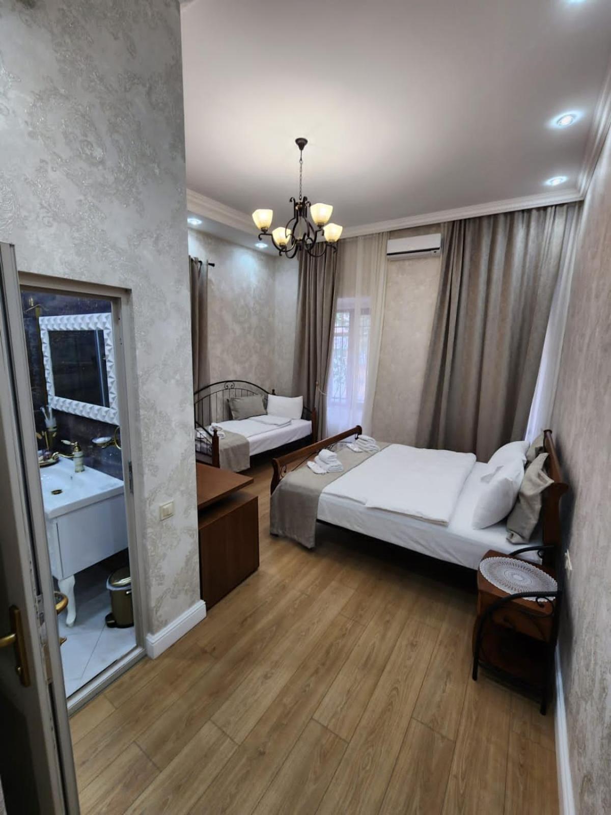 Marita Hotel Tbilisi ภายนอก รูปภาพ